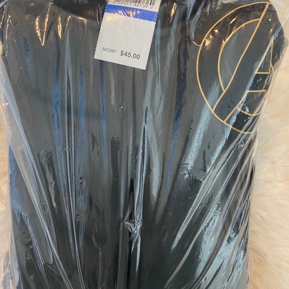 🆕🖤Big Boys Marvel Avengers Hoodie🖤 - Picture 2 of 6